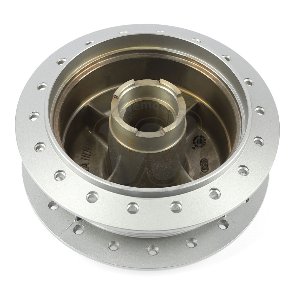 0VU7276_ad5017 four.jpg